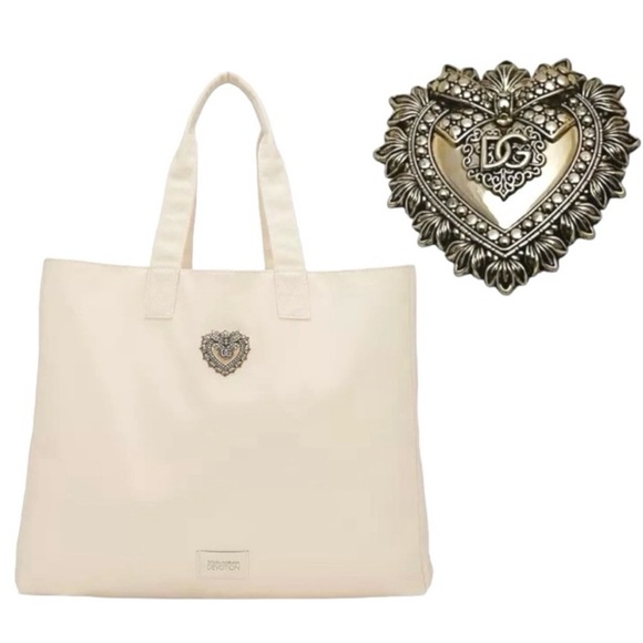 Dolce & Gabbana Devotion Cream Canvas Large Tote Bag Purse D&G Gold Heart Plaque - Picture 2 of 14